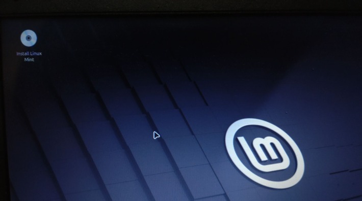 Linux Mint 22