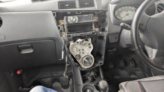 プレオナビ取り付け