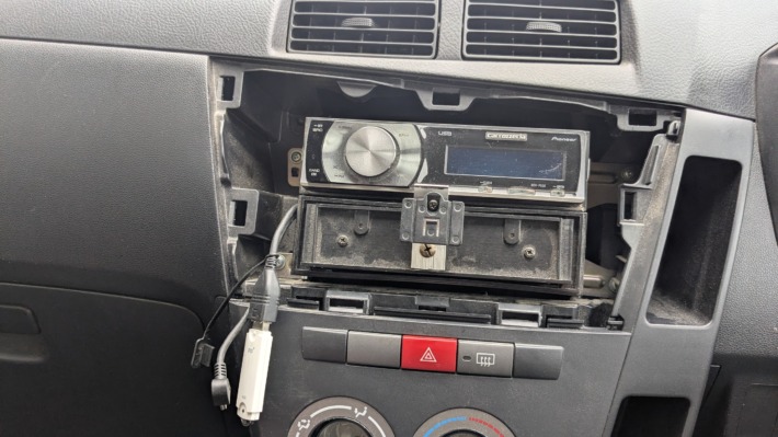 プレオナビ取り付け